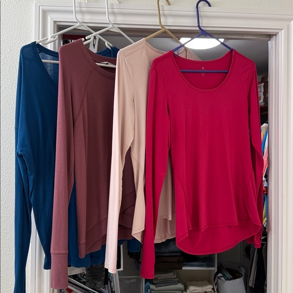 Athleta long sleeve size medium shirt bundle - Picture 6 of 10